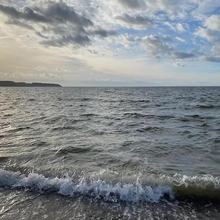 アパート Lieblingsplatz Ruegen Mit Meerblick, Sauna & Kamin Alt Reddevitz