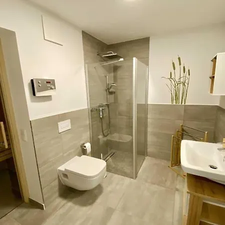 Lieblingsplatz Ruegen Mit Meerblick, Sauna & Kamin * Alt Reddevitz