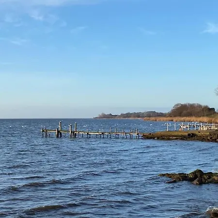 Lieblingsplatz Ruegen Mit Meerblick, Sauna & Kamin Alt Reddevitz
