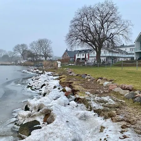アパート Lieblingsplatz Ruegen Mit Meerblick, Sauna & Kamin *