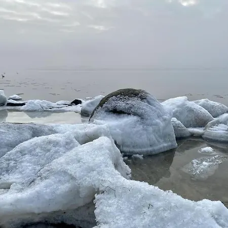 Lieblingsplatz Ruegen Mit Meerblick, Sauna & Kamin
