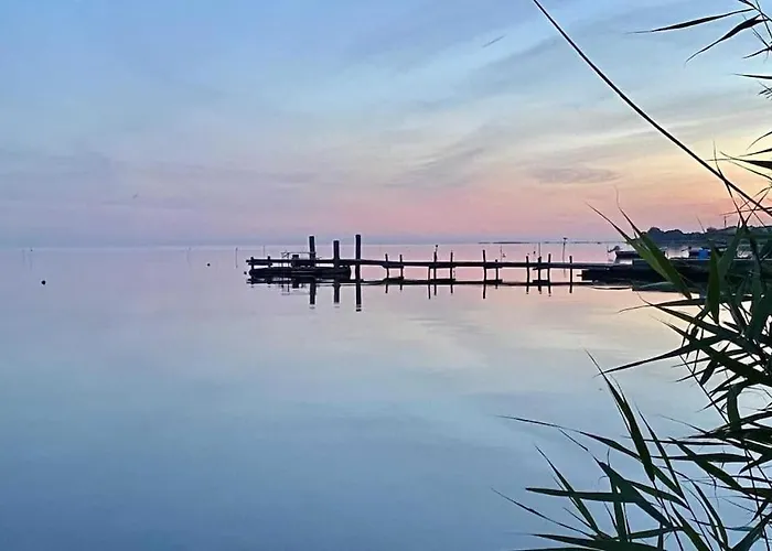 Lieblingsplatz Ruegen Mit Meerblick, Sauna & Kamin Alt Reddevitz