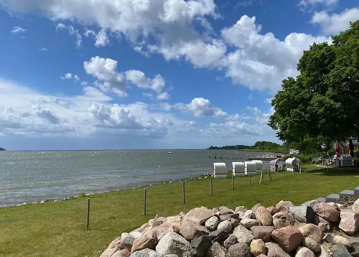 Apartment Lieblingsplatz Ruegen Mit Meerblick, Sauna & Kamin